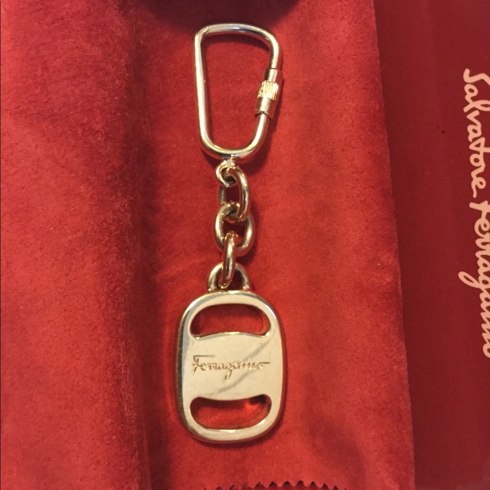 Salvatore Ferragamo Keychain 100% Authentic Unisex - Picture 3 of 8